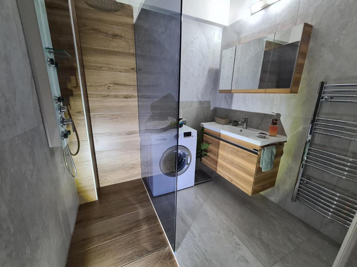 Luxury Home Spáta Extérieur photo